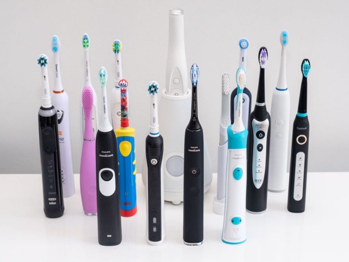 راهنمای انتخاب بهترین خمیر دندان و مسواک برقی (تفاوت‌ها و قیمت)